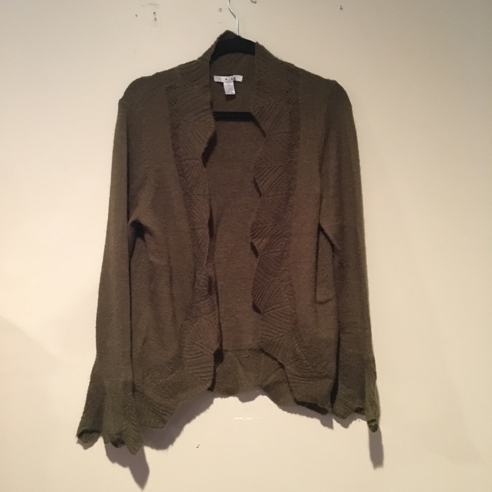 Green mohair scalloped green sweater